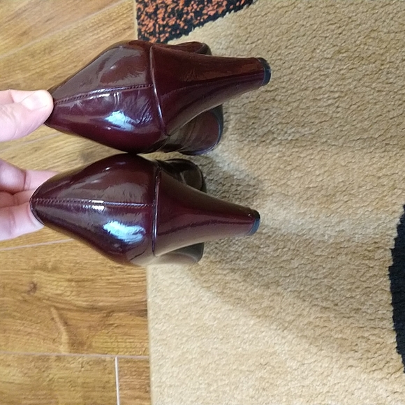 Naturalizer Patent Leather Heels 8.5M - Picture 4 of 8